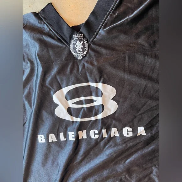 Authentic balenciaga oversized shirt - Picture 7 of 12